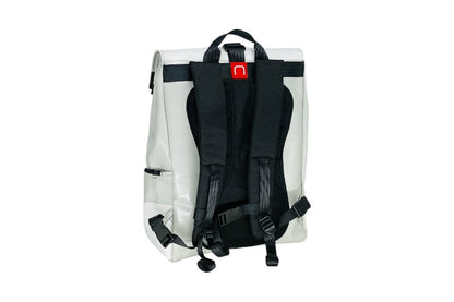 sac à dos nine june swiss made bâche de camion recyclée nomad 25 litres.swiss made, recycling, upcycling, tructarpaunlin, backpack, adventurer